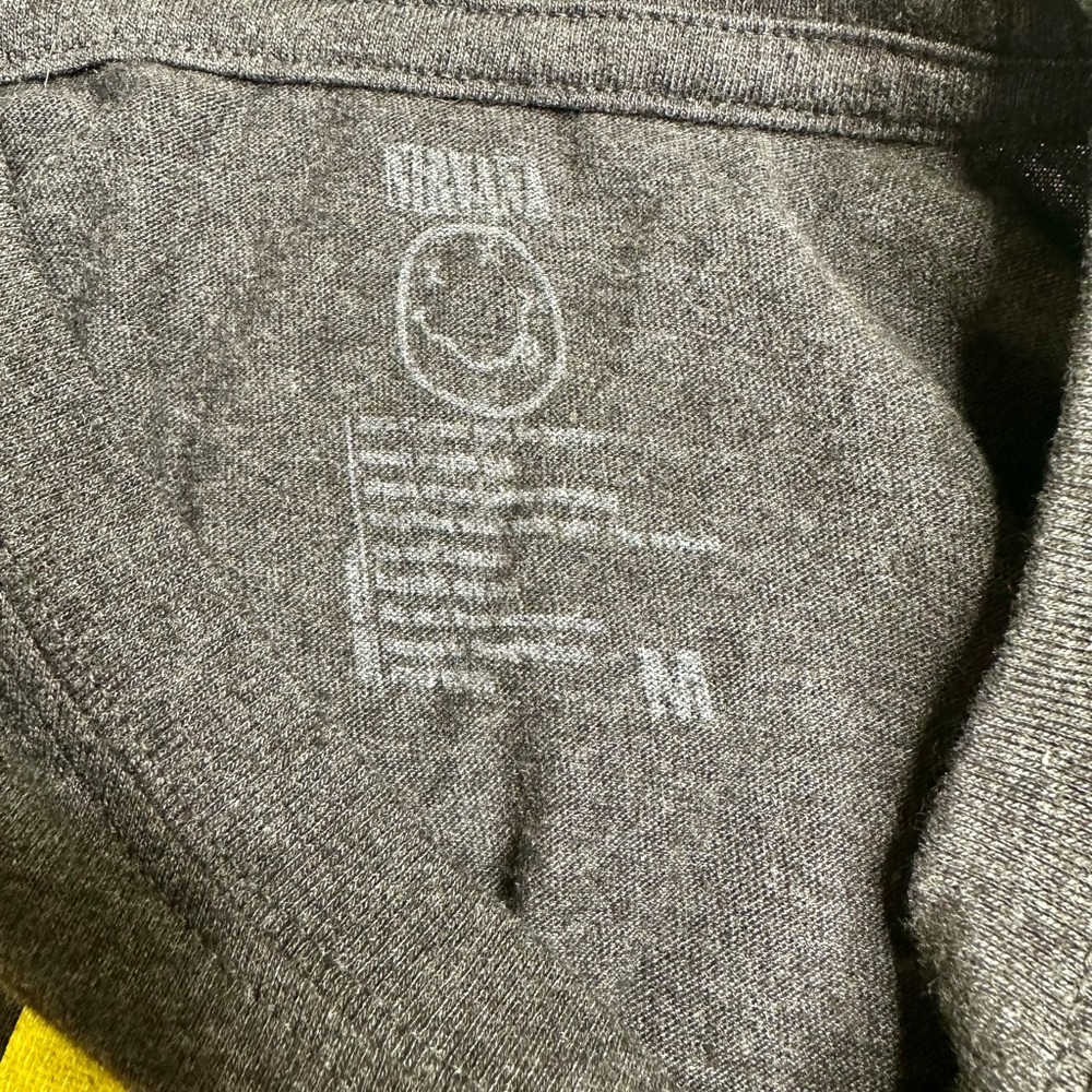 Nirvana Graphic T-Shirt – Size Medium - Picture 3 of 4